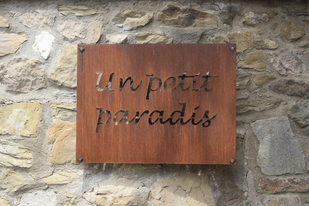 Un Petit Paradis *
